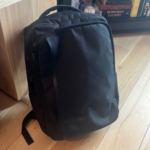 Herschel Travel Backpack [30Liters]